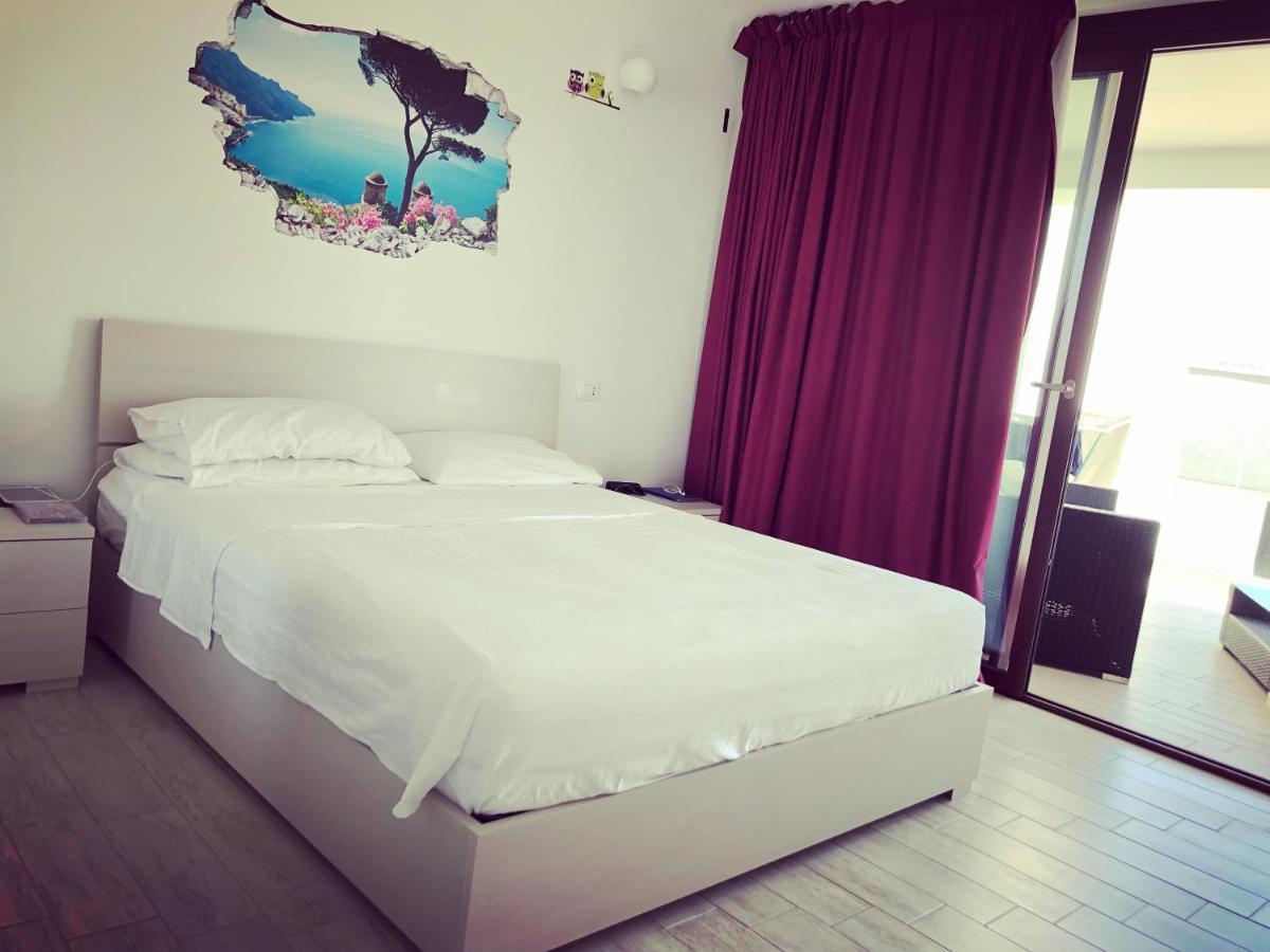 Nrh Cannigione Sunrise Rooftop ภายนอก รูปภาพ